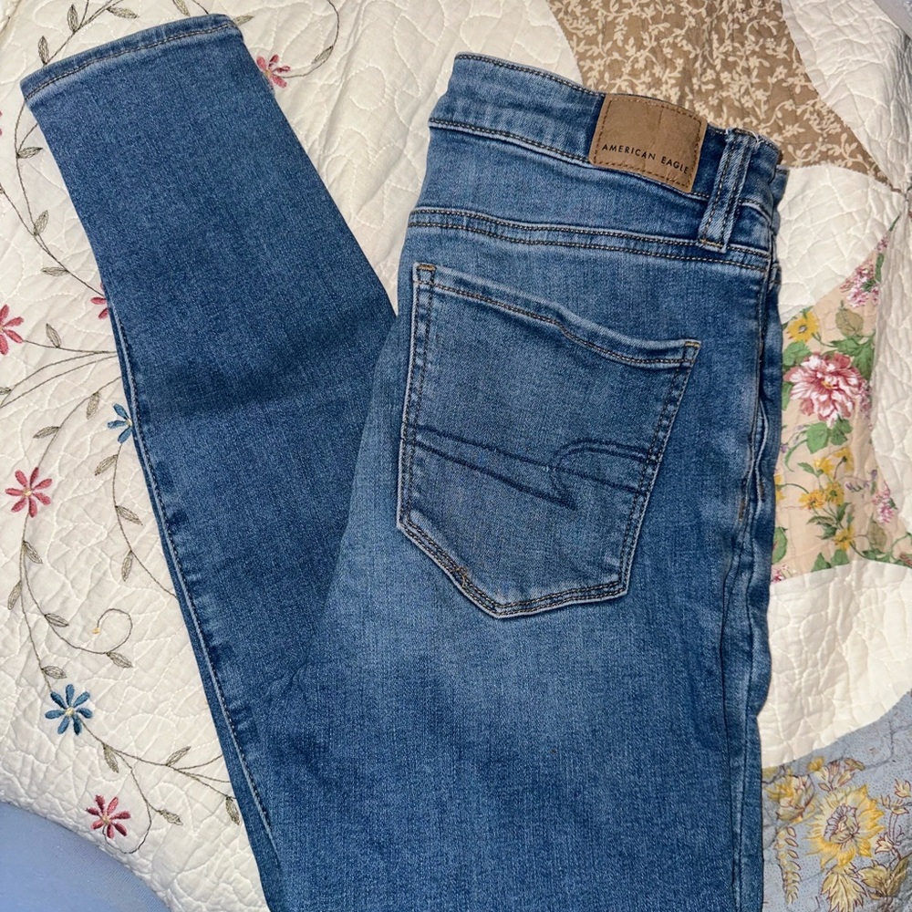 Jean American eagle size 2 Regular
